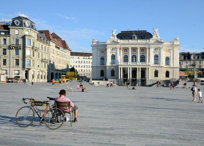 ZURICH_3_optimized_1759332672